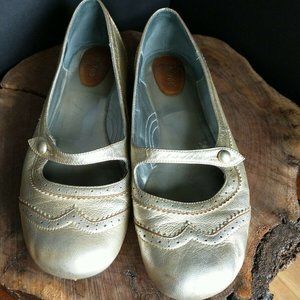 Me Too Silver Gold Shiny Leather Mary Jane Flats S